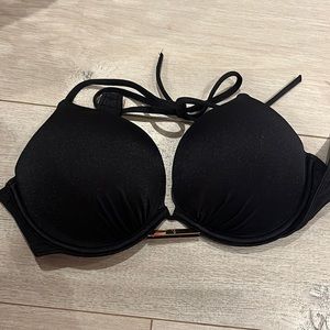 Victoria’s Secret bombshell bikini top 34B